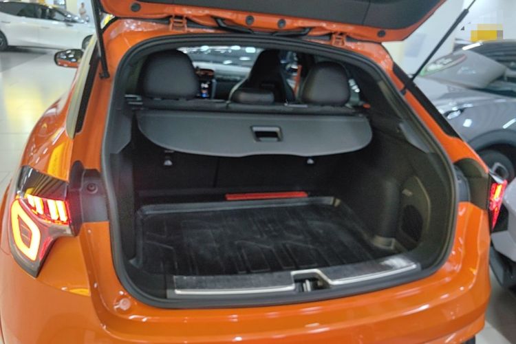 Used Lynk & Co 02 Hatchback 2022 2.0TD Pro Trunk