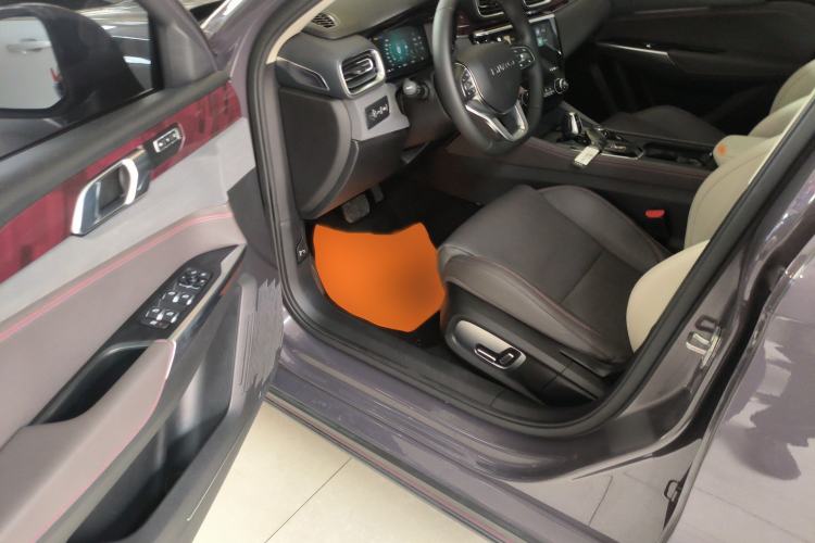 Used Lynk & Co 02 New Energy 2021 1.5T PHEV Pro Interior 3