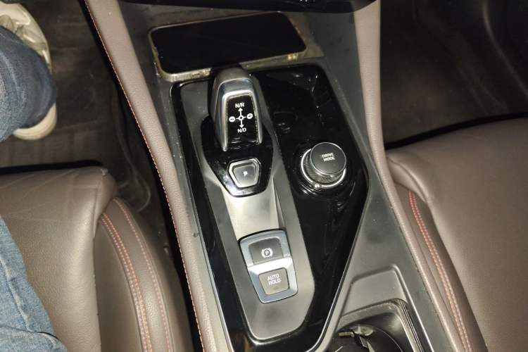 Used Lynk & Co 02 New Energy 2019 1.5T PHEV Pro Gear Lever
