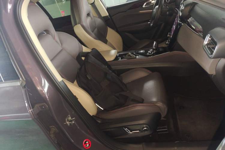 Used Lynk & Co 02 New Energy 2019 1.5T PHEV Pro Right Front Seat