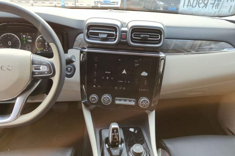 Used Lynk & Co 02 New Energy 2019 1.5T PHEV Pro Audio And AC Panel