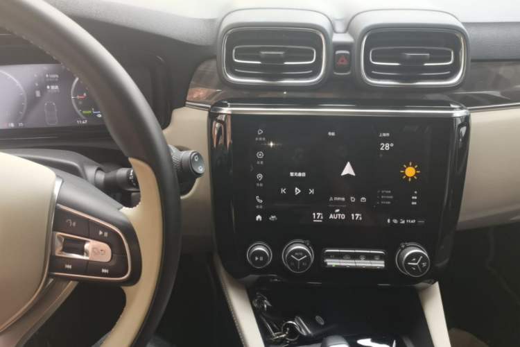 Used Lynk & Co 02 New Energy 2019 1.5T PHEV Pro Audio And AC Panel