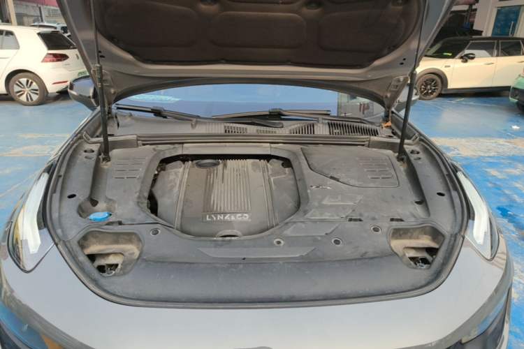 Used Lynk & Co 02 New Energy 2019 1.5T PHEV Pro Engine Bay