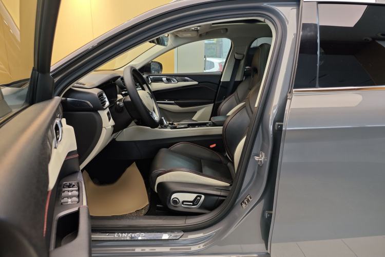 Used Lynk & Co 02 New Energy 2019 1.5T PHEV Pro Exterior 4
