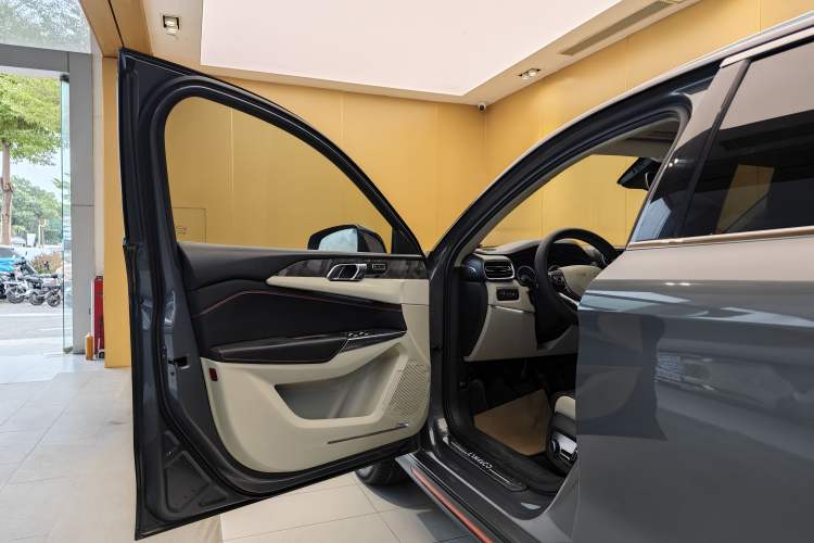 Used Lynk & Co 02 New Energy 2019 1.5T PHEV Pro Exterior 5