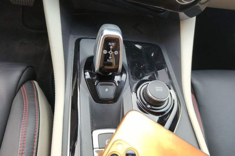Used Lynk & Co 02 New Energy 2019 1.5T PHEV Pro Gear Lever