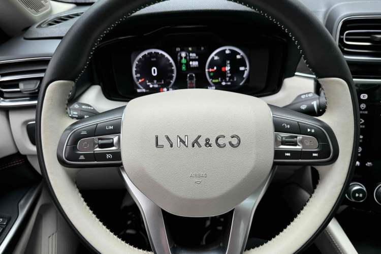 Used Lynk & Co 02 New Energy 2019 1.5T PHEV Pro Interior 2