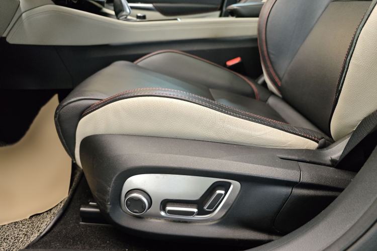 Used Lynk & Co 02 New Energy 2019 1.5T PHEV Pro Interior 3