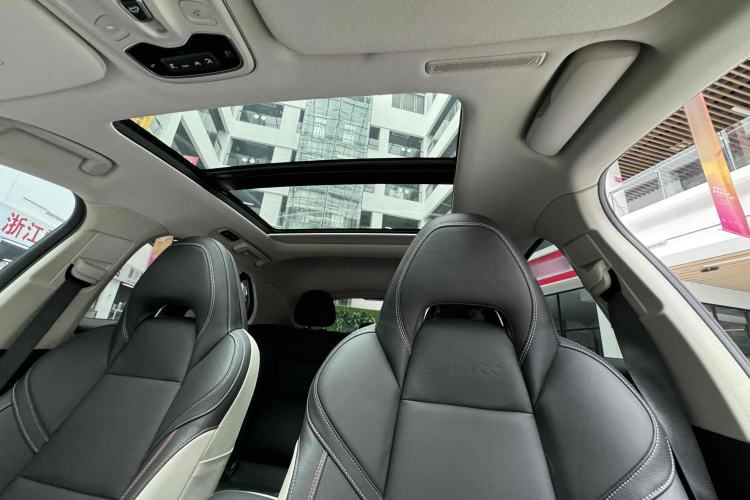 Used Lynk & Co 02 New Energy 2019 1.5T PHEV Pro Interior 6