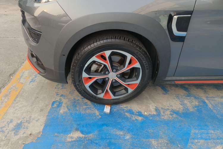 Used Lynk & Co 02 New Energy 2019 1.5T PHEV Pro Left Front Wheel Hub