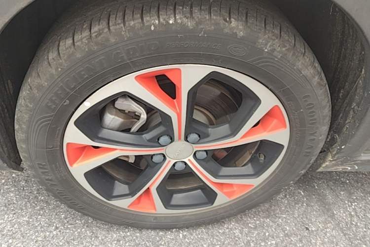 Used Lynk & Co 02 New Energy 2019 1.5T PHEV Pro Left Front Wheel Hub