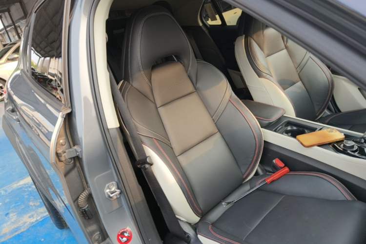 Used Lynk & Co 02 New Energy 2019 1.5T PHEV Pro Right Front Seat