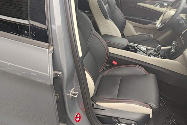 Used Lynk & Co 02 New Energy 2019 1.5T PHEV Pro Right Front Seat