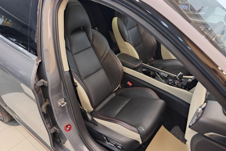 Used Lynk & Co 02 New Energy 2019 1.5T PHEV Pro Right Front Seat