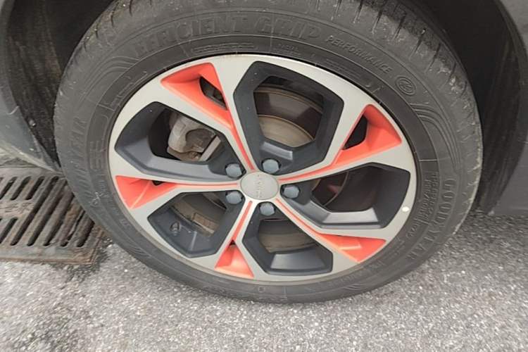 Used Lynk & Co 02 New Energy 2019 1.5T PHEV Pro Right Rear Wheel Hub