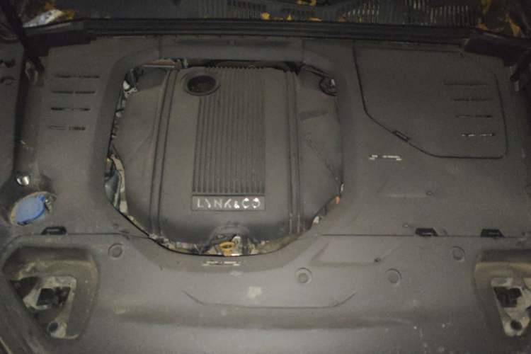 Used Lynk & Co 02 New Energy 2019 1.5T PHEV Pro Engine Bay