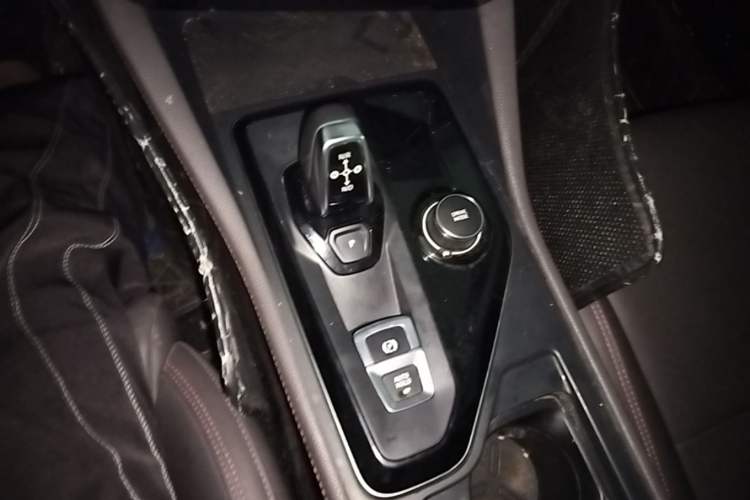 Used Lynk & Co 02 New Energy 2019 1.5T PHEV Pro Gear Lever