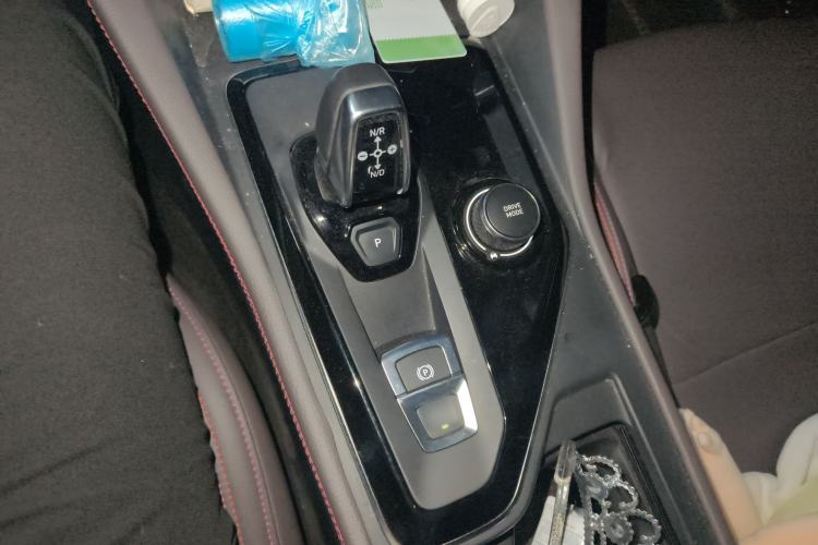 Used Lynk & Co 02 New Energy 2019 1.5T PHEV Pro Gear Lever