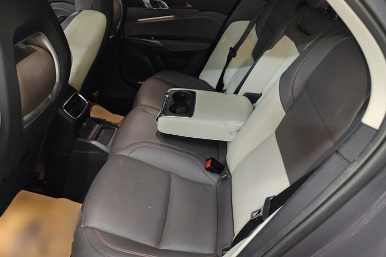 Used Lynk & Co 02 New Energy 2019 1.5T PHEV Pro Interior 4