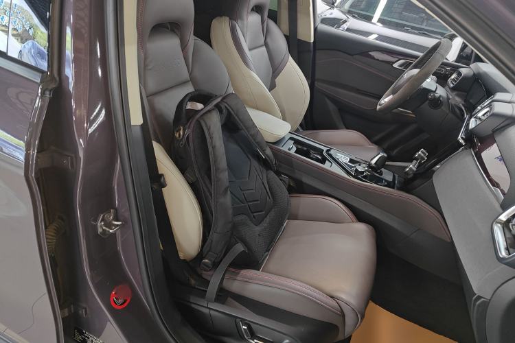 Used Lynk & Co 02 New Energy 2019 1.5T PHEV Pro Right Front Seat