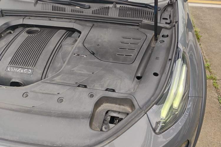 Used Lynk & Co 02 New Energy 2019 1.5T PHEV Pro Engine Bay Left