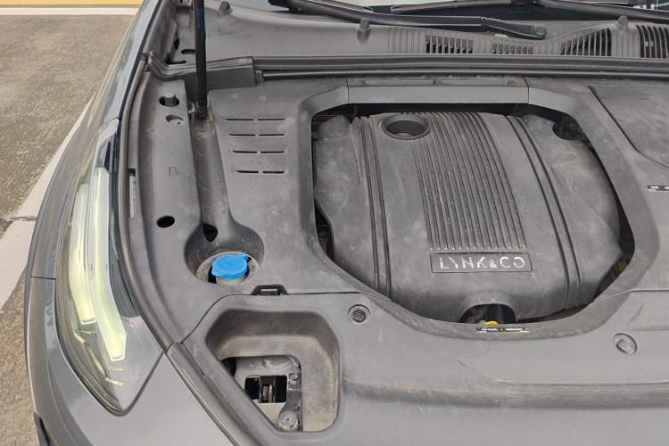 Used Lynk & Co 02 New Energy 2019 1.5T PHEV Pro Engine Bay Right