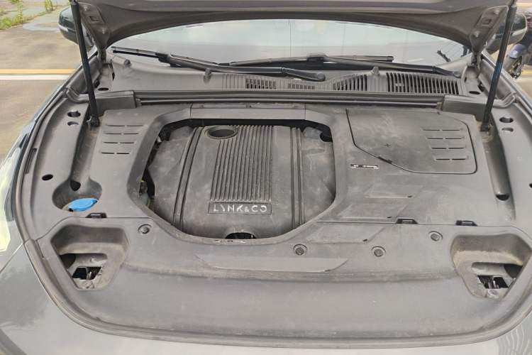 Used Lynk & Co 02 New Energy 2019 1.5T PHEV Pro Engine Bay
