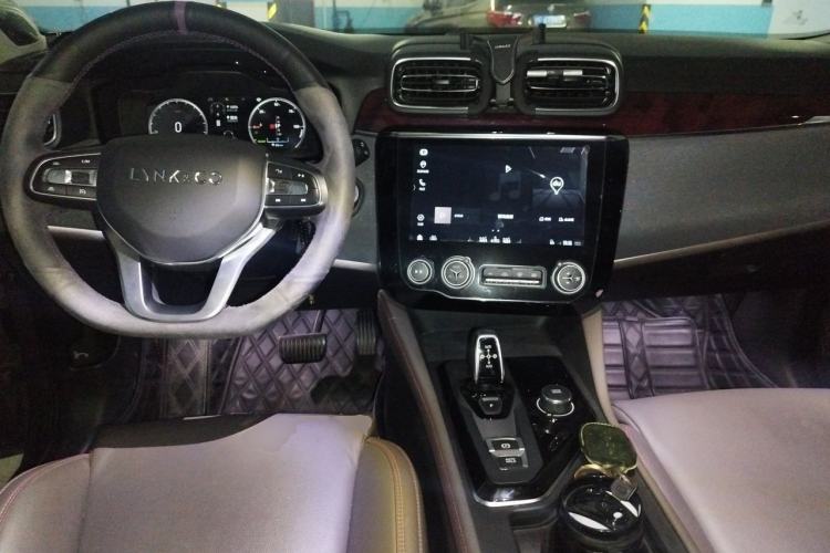Used Lynk & Co 02 New Energy 2020 1.5T PHEV Plus Center Console