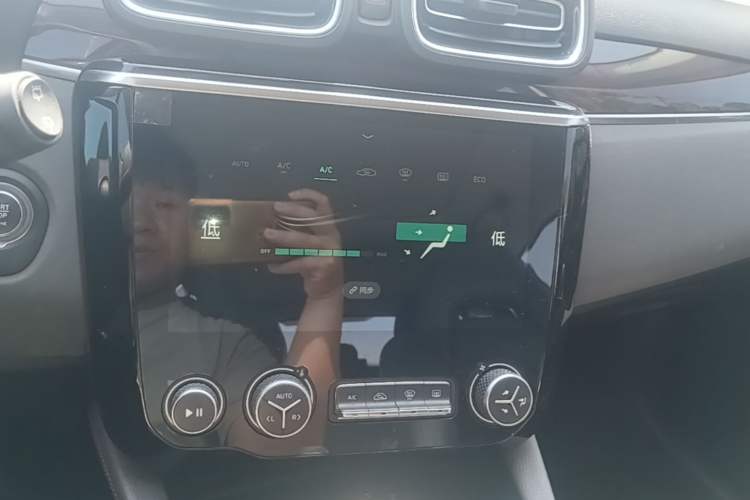 Used Lynk & Co 02 New Energy 2021 1.5T PHEV Plus Audio And AC Panel