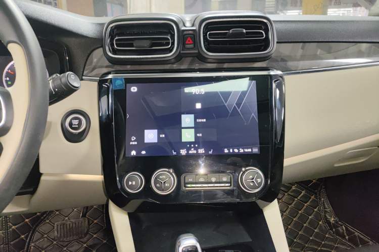 Used Lynk & Co 02 New Energy 2021 1.5T PHEV Pro Audio And AC Panel