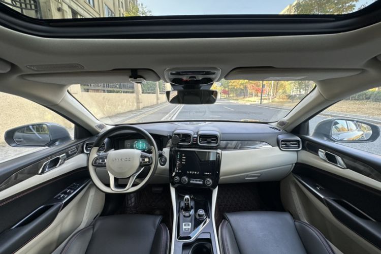 Used Lynk & Co 02 New Energy 2021 1.5T PHEV Pro Interior 1