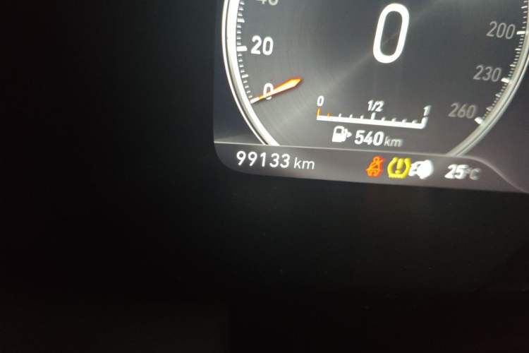 Used Lynk & Co 02 New Energy 2021 1.5T PHEV Plus Odometer Close Up