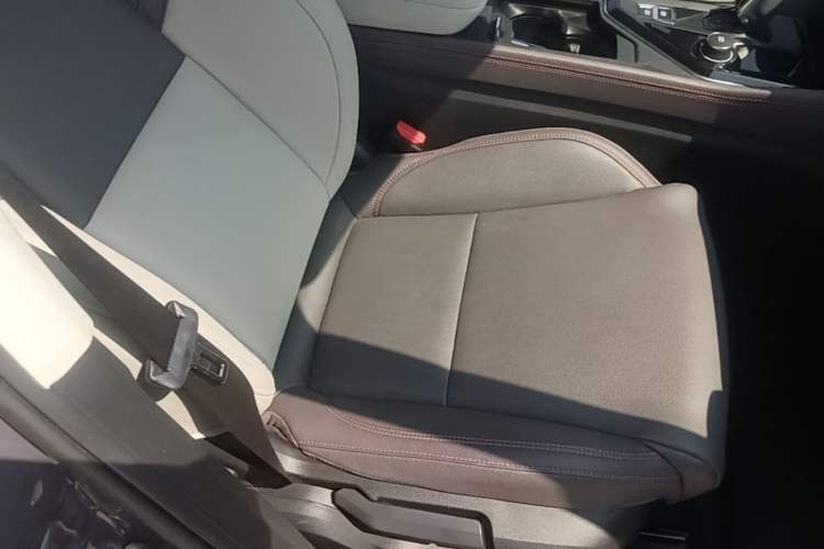 Used Lynk & Co 02 New Energy 2021 1.5T PHEV Plus Right Front Seat