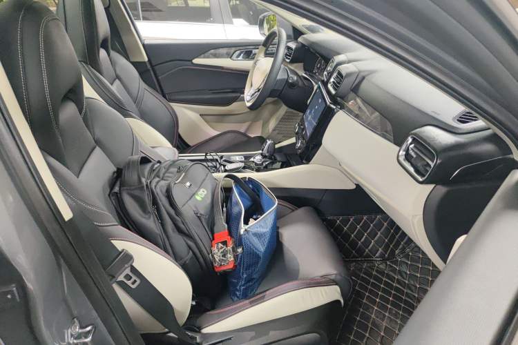 Used Lynk & Co 02 New Energy 2021 1.5T PHEV Pro Right Front Seat