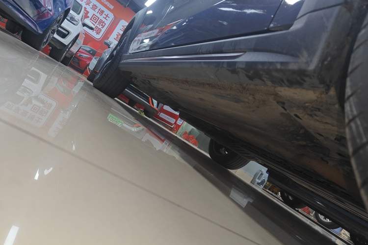 Used Lynk & Co 02 New Energy 2021 1.5T PHEV Plus Right Side Sill