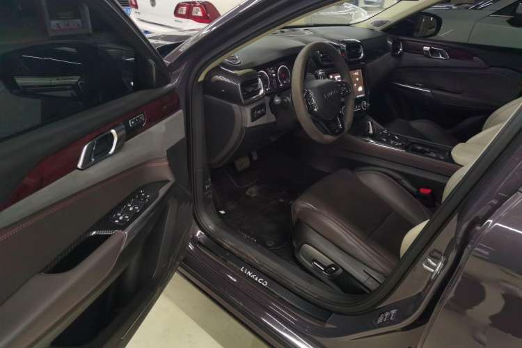 Used Lynk & Co 02 New Energy 2021 1.5T PHEV Pro Driver Seat