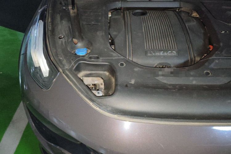 Used Lynk & Co 02 New Energy 2021 1.5T PHEV Pro Engine Bay Right