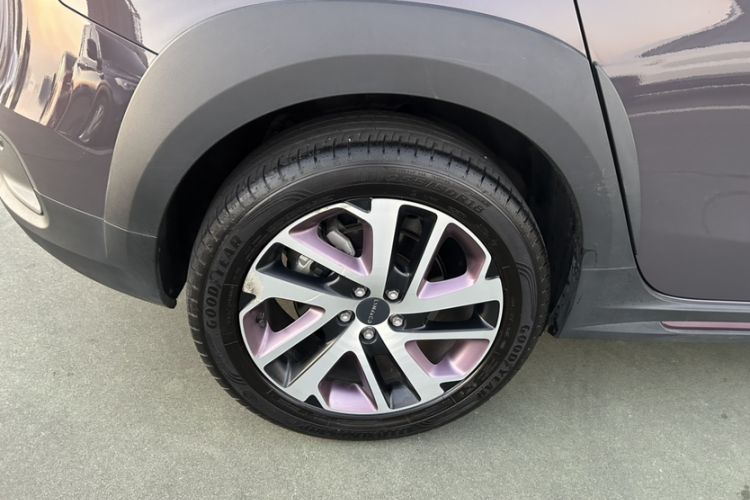Used Lynk & Co 02 New Energy 2021 1.5T PHEV Pro Exterior 12