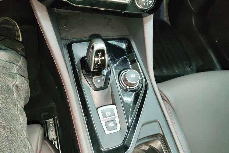 Used Lynk & Co 02 New Energy 2021 1.5T PHEV Pro Gear Lever