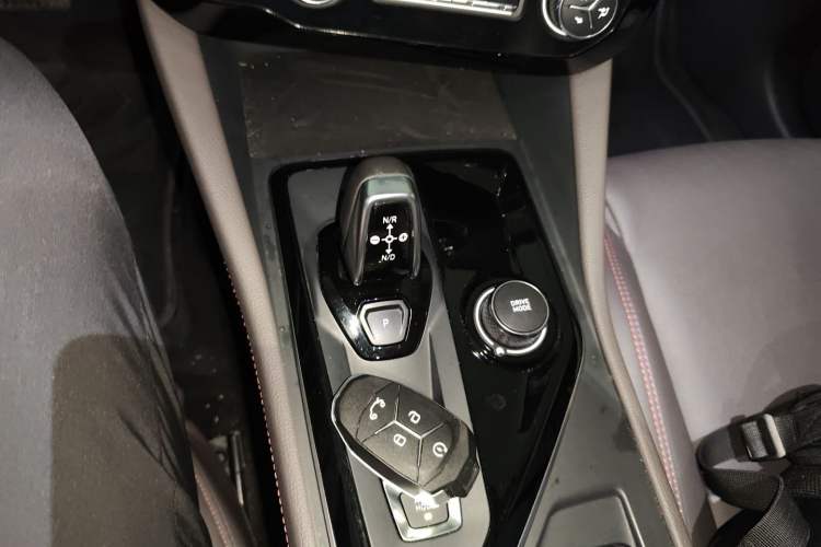 Used Lynk & Co 02 New Energy 2021 1.5T PHEV Pro Gear Lever