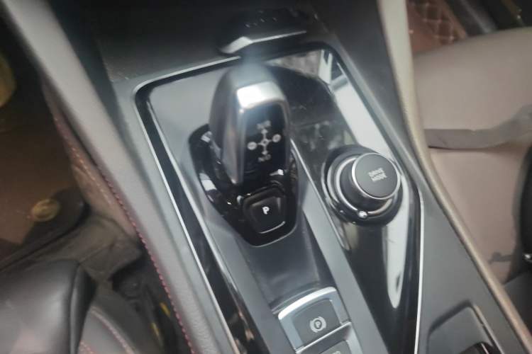 Used Lynk & Co 02 New Energy 2021 1.5T PHEV Pro Gear Lever