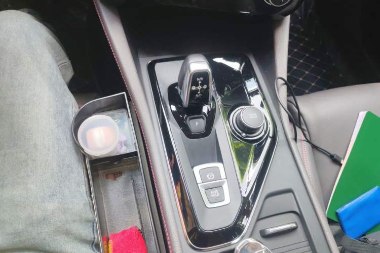 Used Lynk & Co 02 New Energy 2021 1.5T PHEV Pro Gear Lever