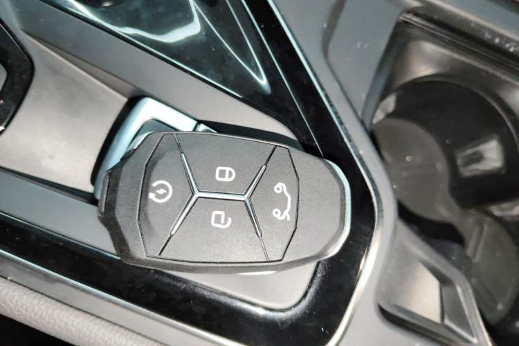 Used Lynk & Co 02 New Energy 2021 1.5T PHEV Pro Interior 1