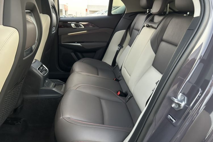 Used Lynk & Co 02 New Energy 2021 1.5T PHEV Pro Interior 12