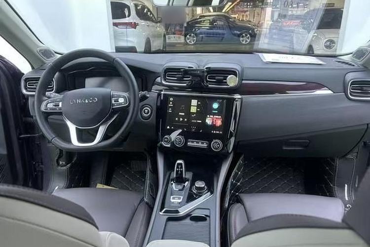Used Lynk & Co 02 New Energy 2021 1.5T PHEV Pro Interior 3