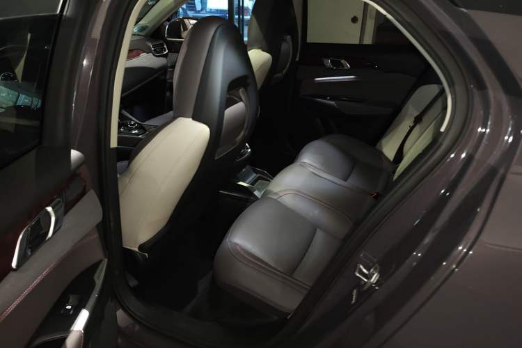 Used Lynk & Co 02 New Energy 2021 1.5T PHEV Pro Interior 4