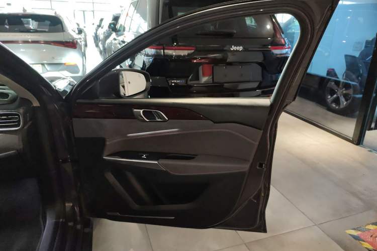 Used Lynk & Co 02 New Energy 2021 1.5T PHEV Pro Interior 5