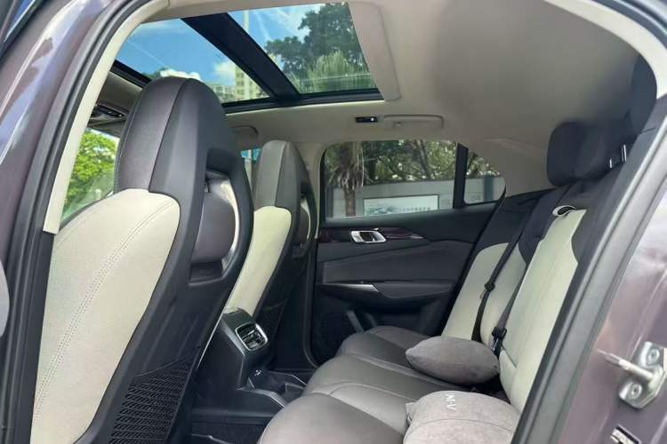 Used Lynk & Co 02 New Energy 2021 1.5T PHEV Pro Left Rear Seat