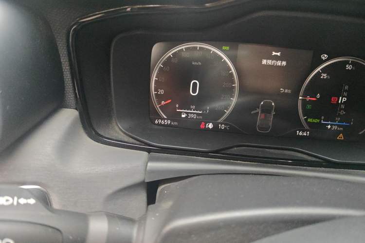 Used Lynk & Co 02 New Energy 2021 1.5T PHEV Pro Odometer Close Up