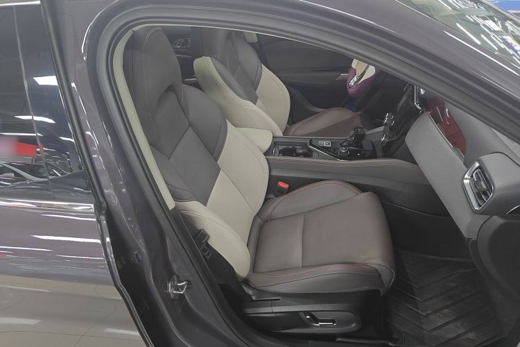 Used Lynk & Co 02 New Energy 2021 1.5T PHEV Pro Right Front Seat